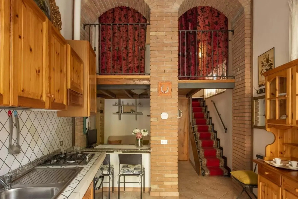 ALTIDO Flowery Nest: 1-BR Flat in Cernobbio