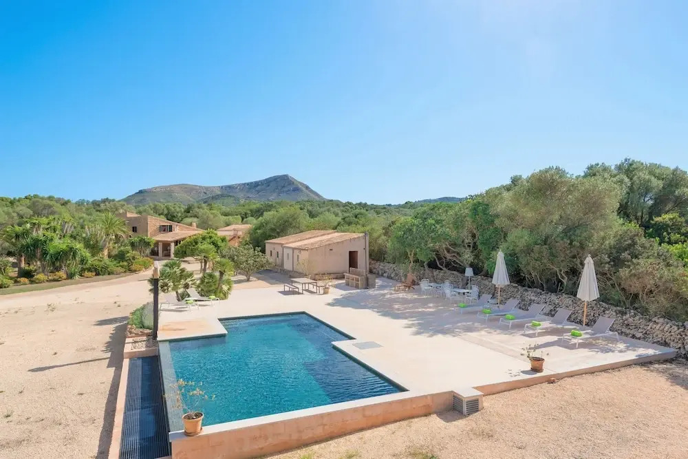 Rafal Pai in Art With 6 Bedrooms and 6 Bathrooms