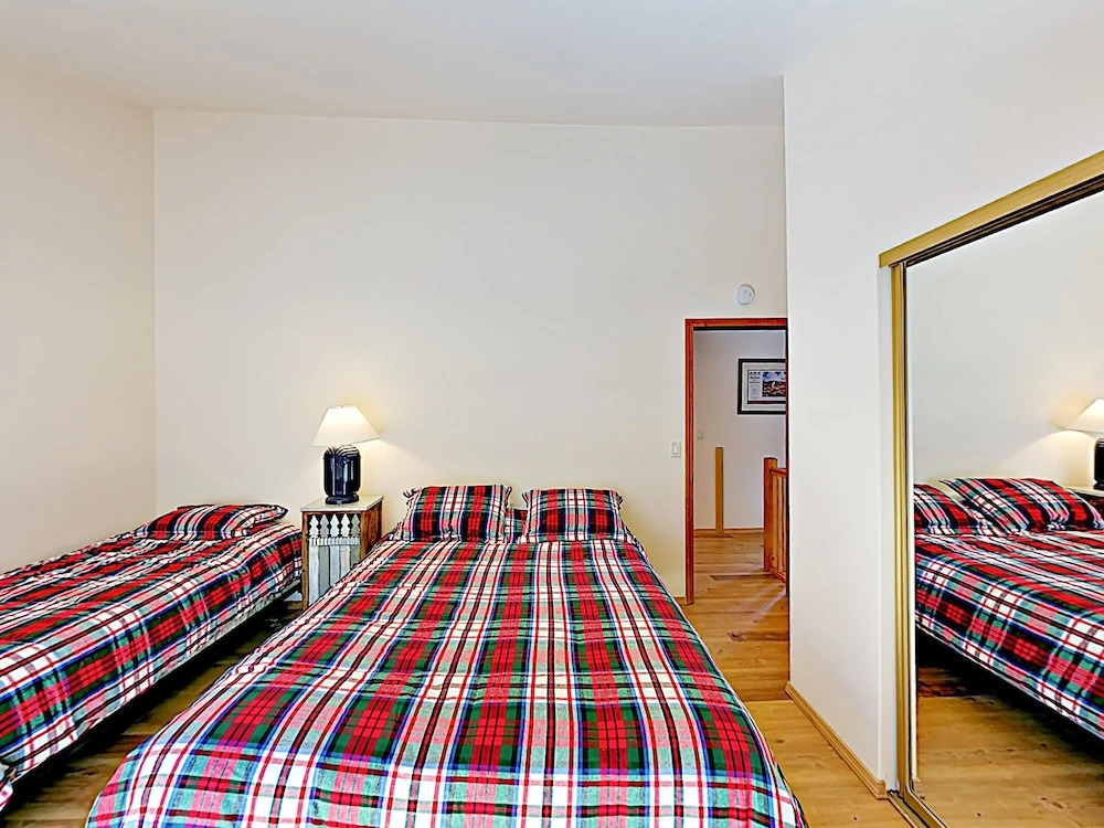 New Listing! Sunny & Wooded Oasis W/ Pool & Bikes 3 Bedroom Condo