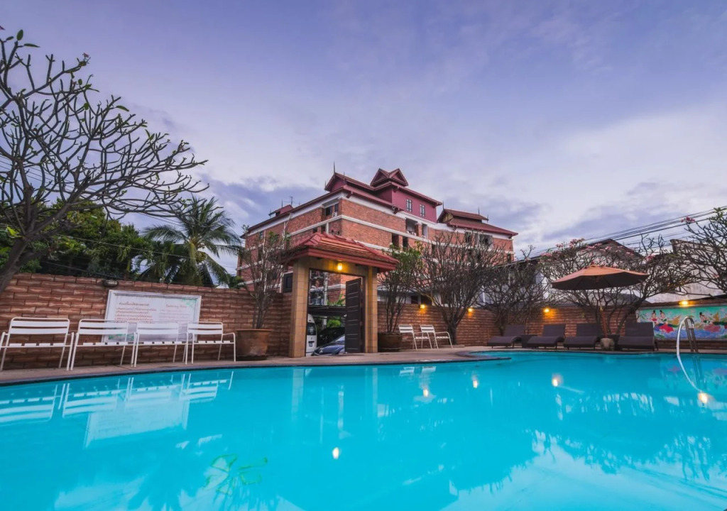 Raming Lodge Hotel