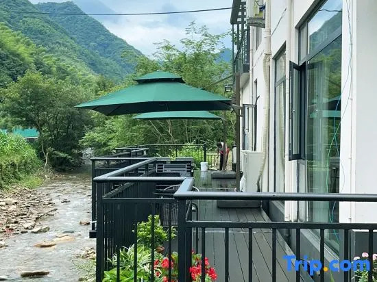 Xiaoyang Tongue Homestay