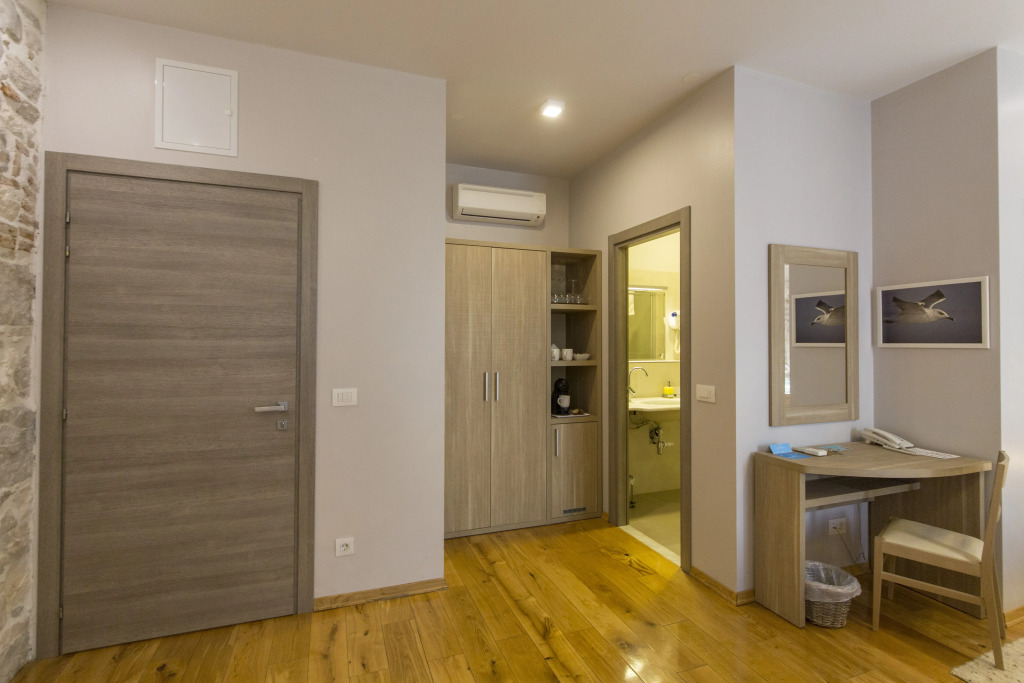 Tifani Luxury Rooms