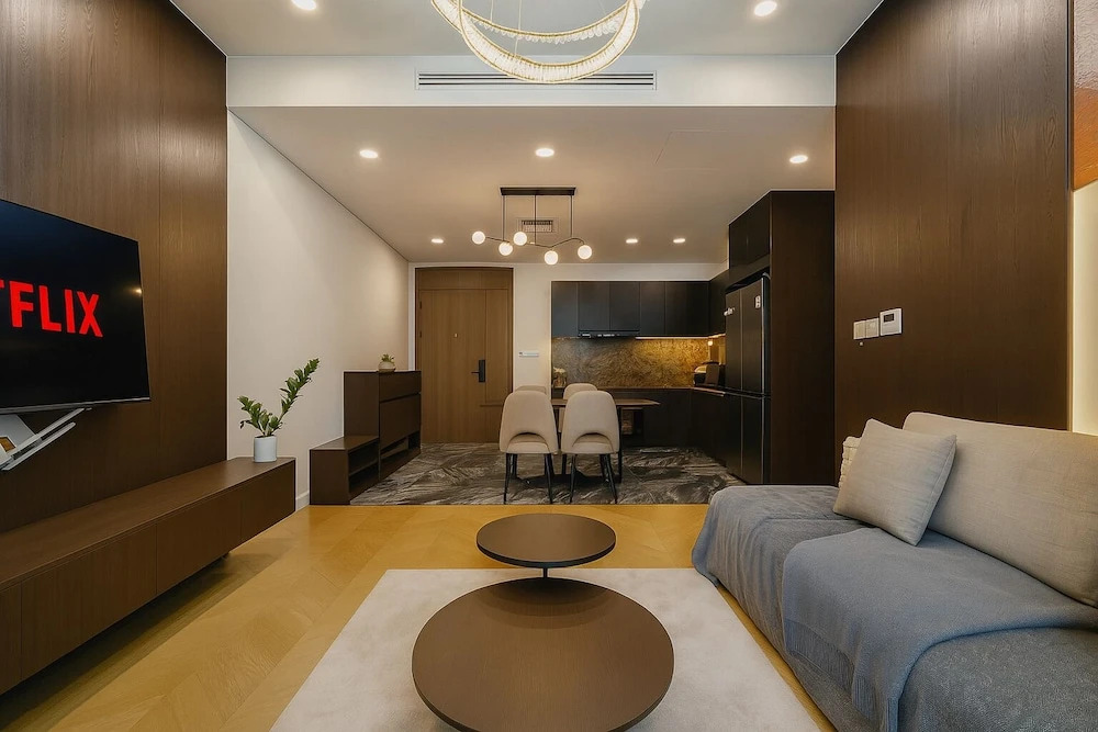 Lumière Riverside by Urban Home