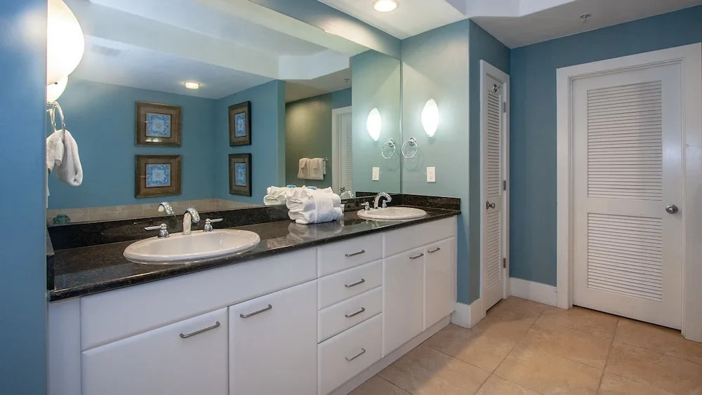 Three Bedroom With Sweeping Views - Unit Crc0607
