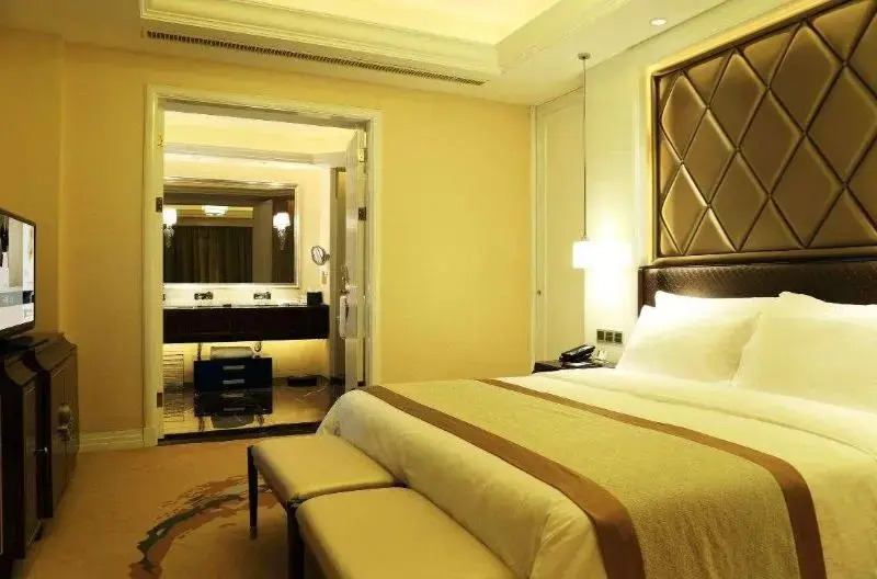 Hangzhou Bay Universal Hotel