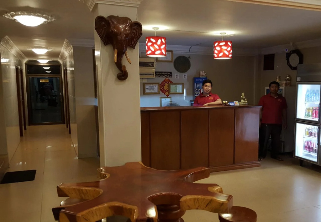 Lucky 2 Guesthouse