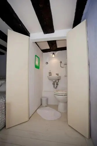 Aurora Tiny Apartment