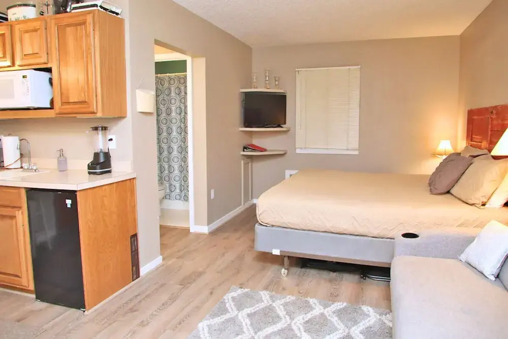 Shanty Creek 2bd 2ba Adjoining Rooms Ski-golf