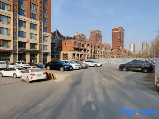 Shuimo Yijia Apartment (Qingte Town 204 National Road Branch)