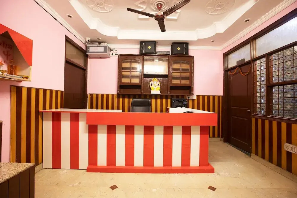 Shree G Palace by OYO Rooms