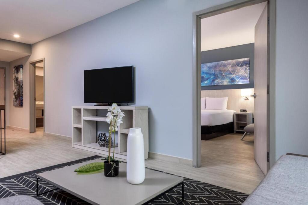 Hyatt Place San Pedro