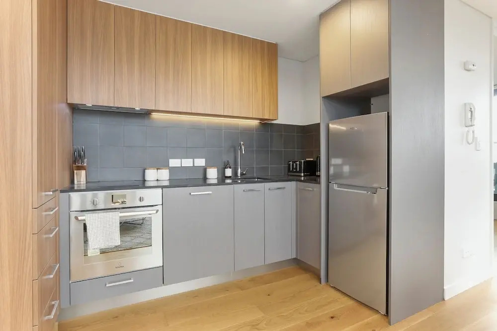 Lighthouse Apartments by Urban Rest