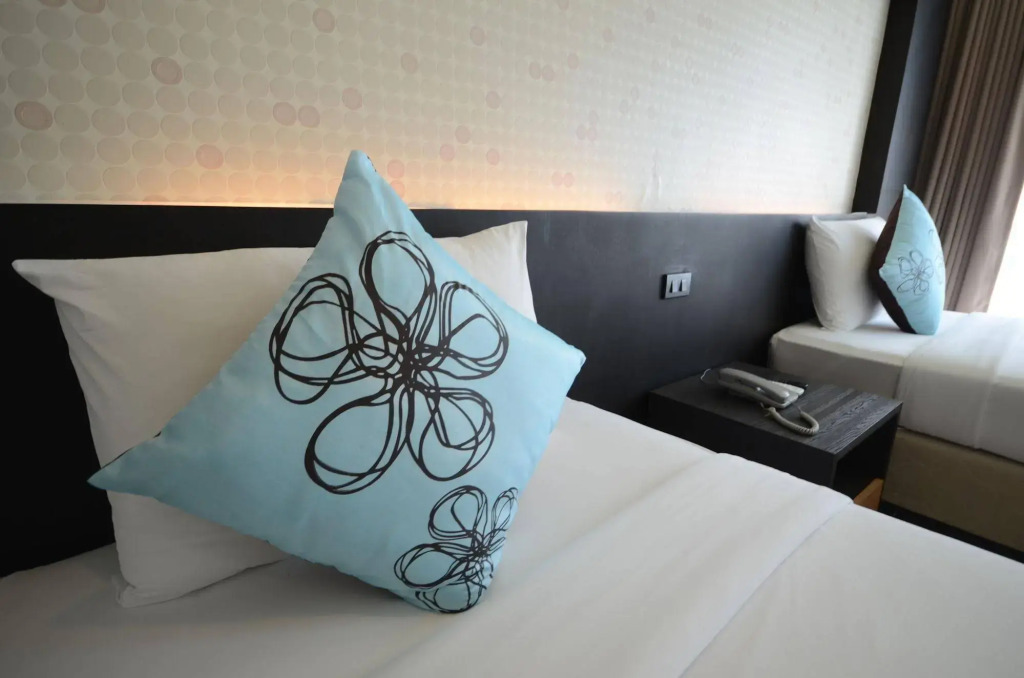Отель Chaba Inn Srinakarin