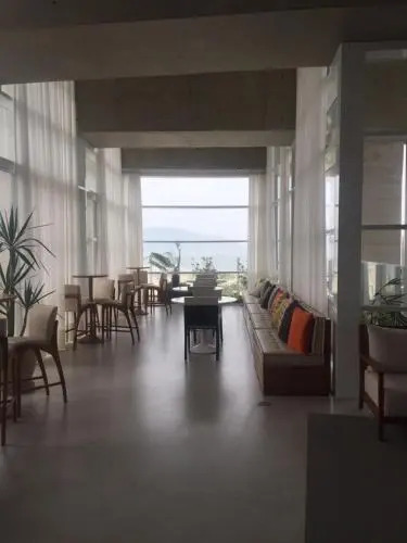 Loft com vista para o mar