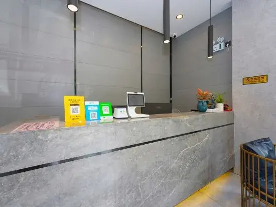 Yijia Hotel