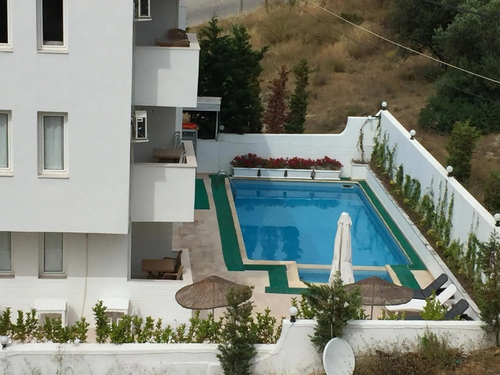 Cicek Apart Hotel