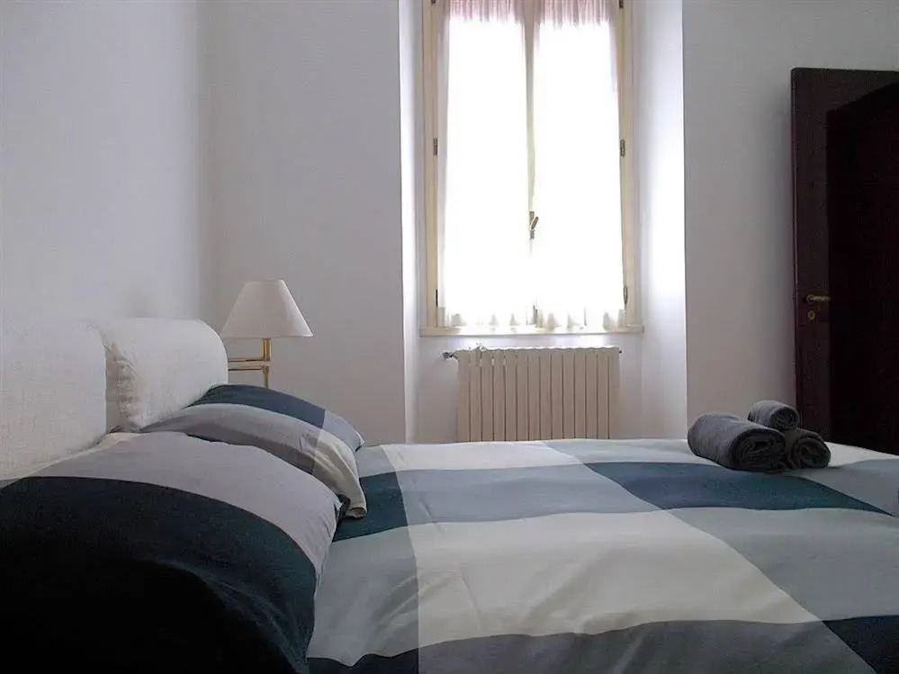 Temporary House - Milan Cadorna