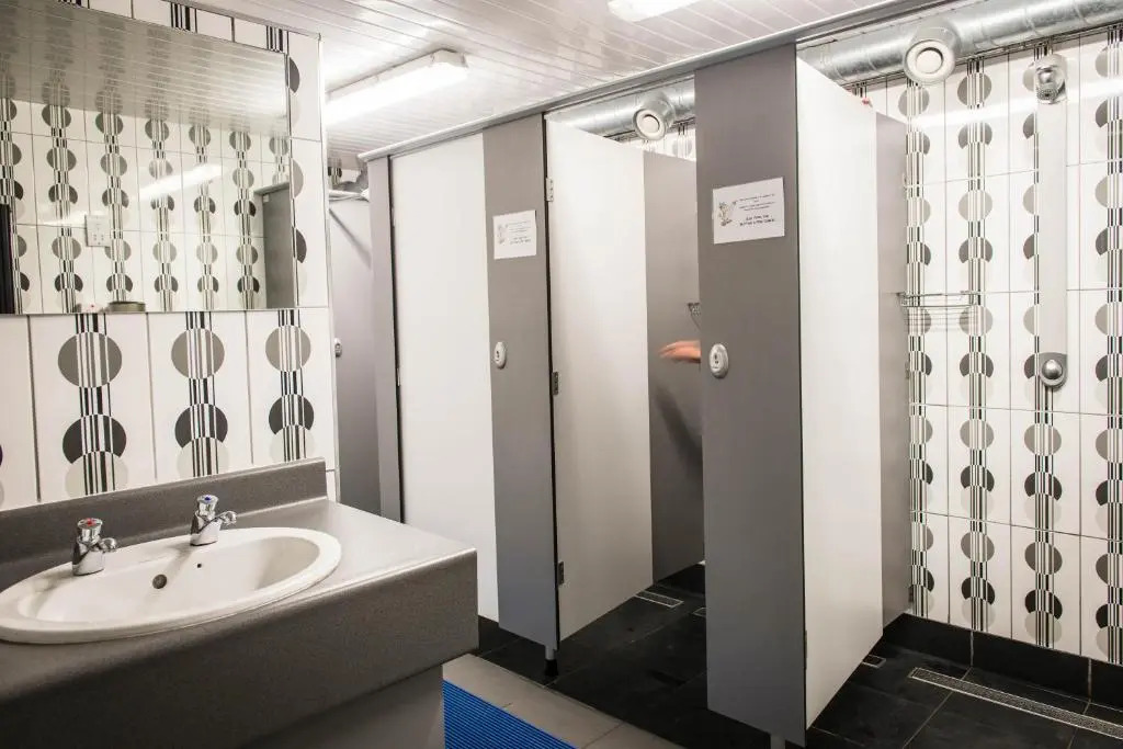 Sheilas Tourist Hostel