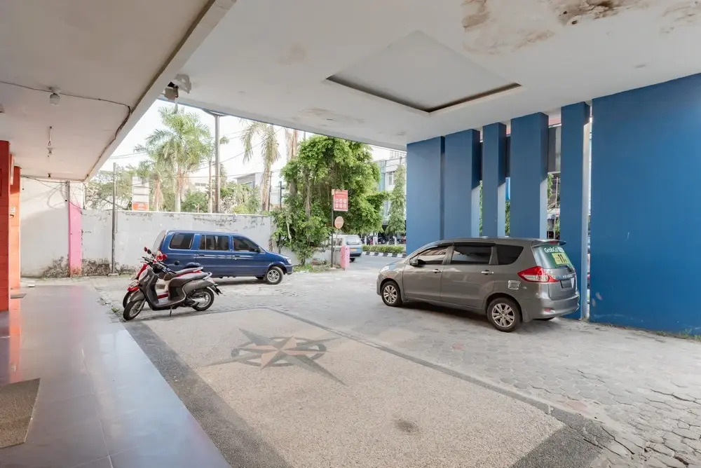 RedDoorz near Plaza Balikpapan