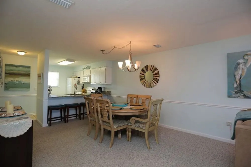Beach Therapy on the Cape Apartment 3 Bedroom