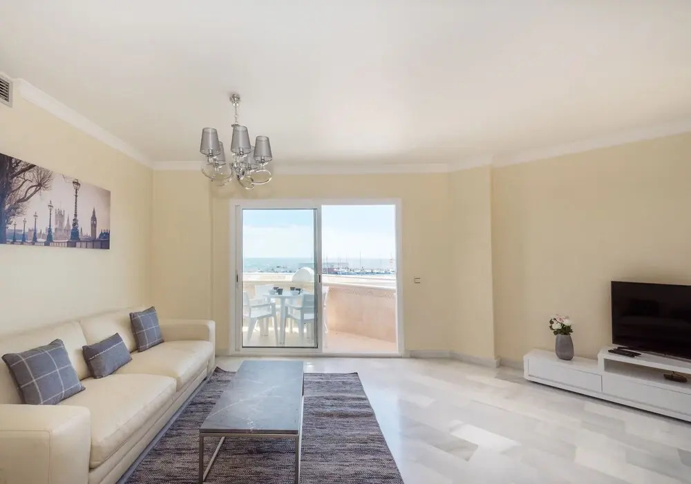 Infocom Apartment Severo Ochoa City Center