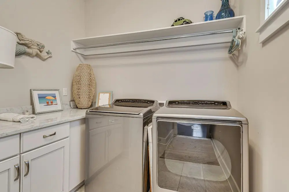 1 Mi to Blue Mtn Beach! 30A Getaway w/ Golf Cart