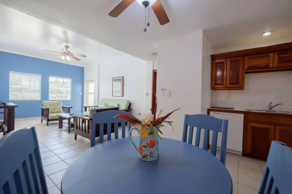 Best Western Grand Baymen Gardens