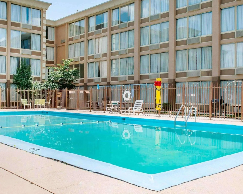Quality Inn & Suites Lafayette I-65