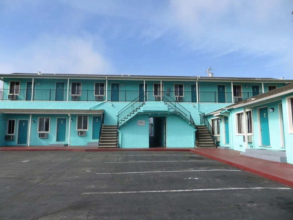 Big Six Motel