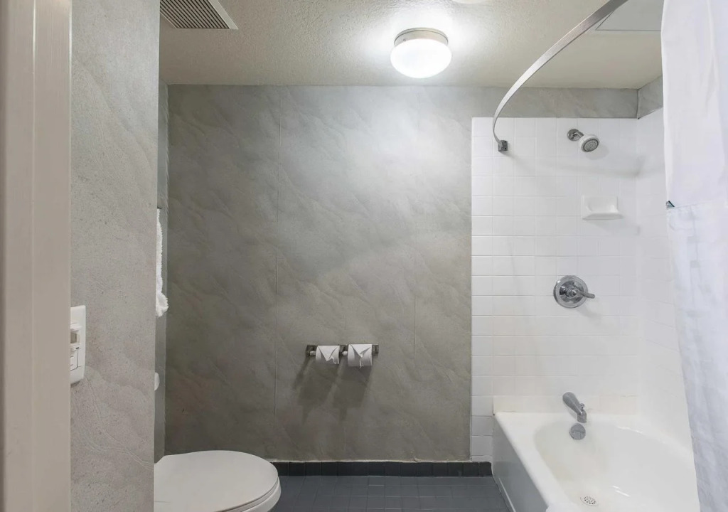 San Bernandino Inn & Suites