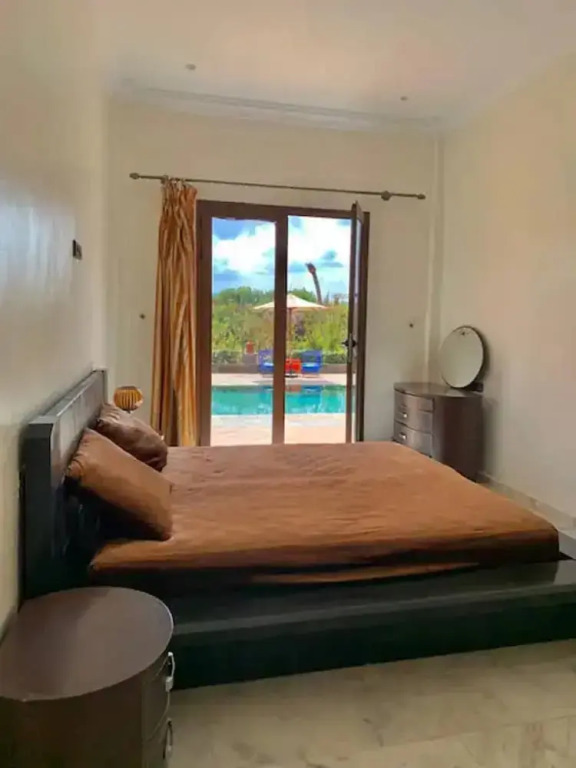 Villa Familiale De 5 Chambres Avec Piscine