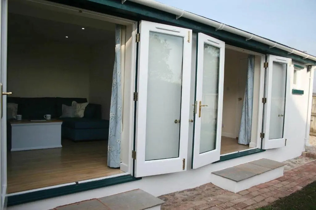 Newly Converted Self Contained Annex With Garden