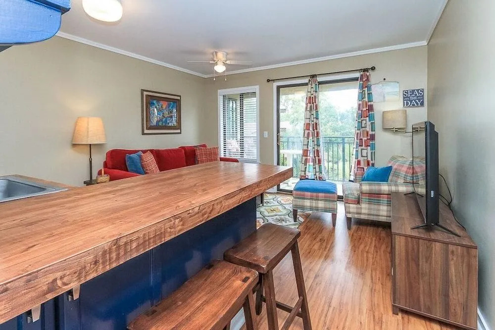 Carolina Beach Club #WC227