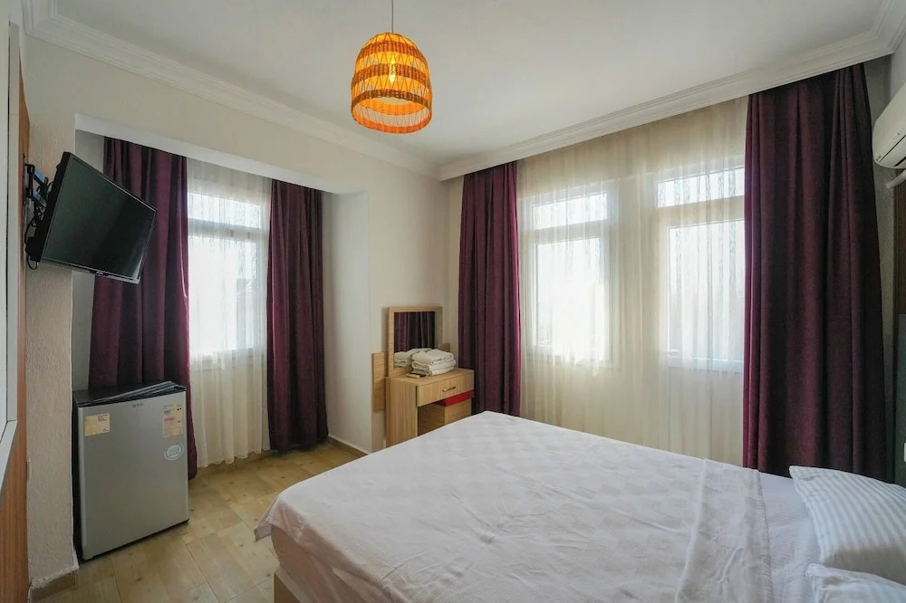 Mut Hotel