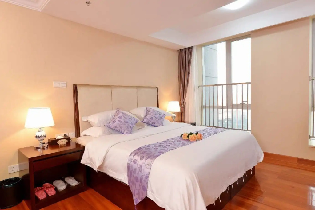 YOYO International Apartment