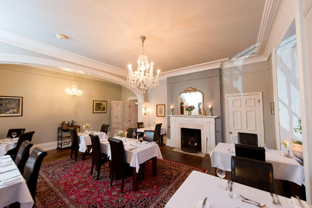 Glewstone Court Country House Hotel