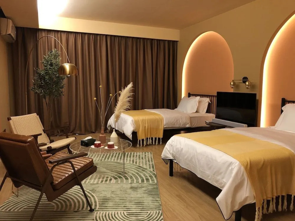 W O O K A Hotel