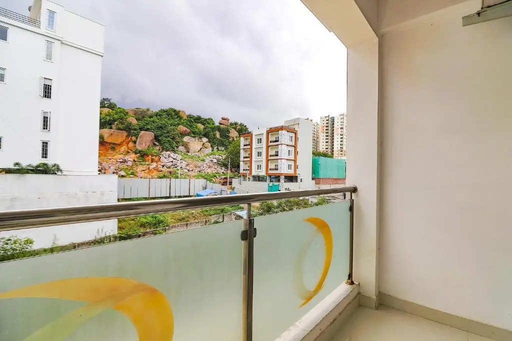 FabHotel Srisai Hill View