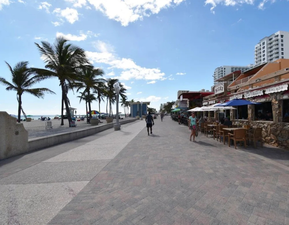 Amazing & Stylish Hobe Loft Cozy Beach Unit 3