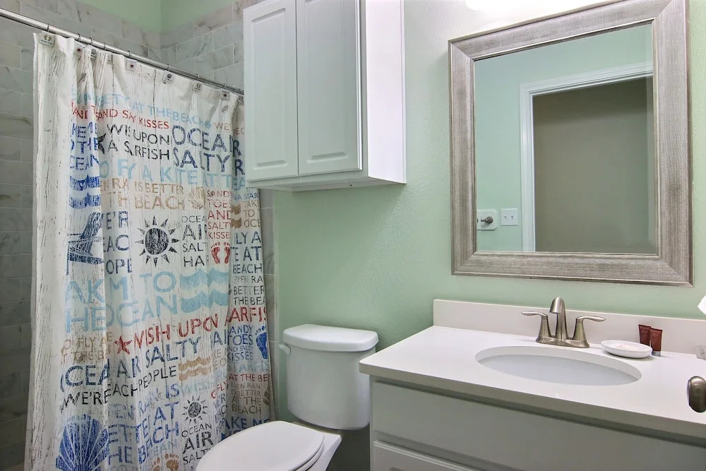 Beach Life 4 Bedrooms 4.5 Bathrooms Townhouse