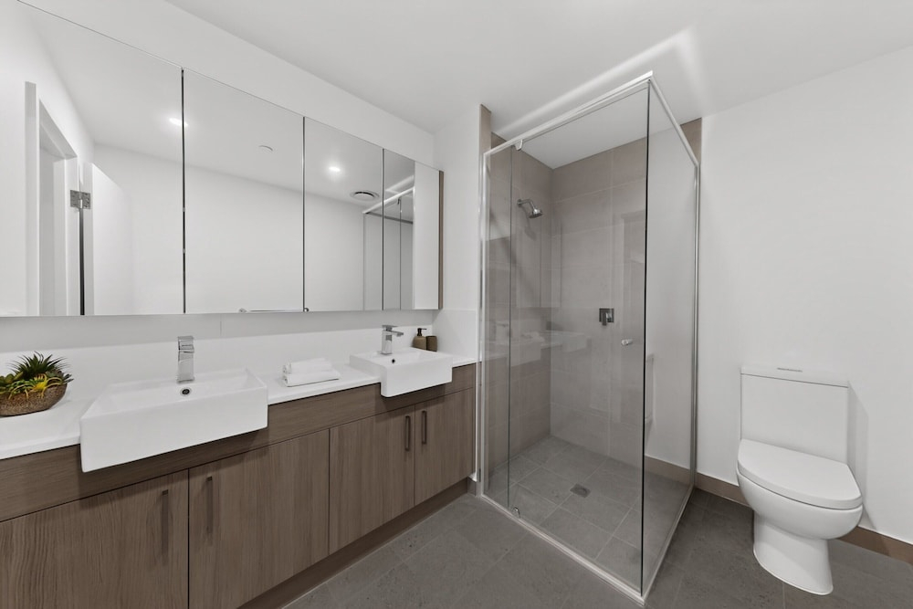 Newly Built Apartment With Private Parking