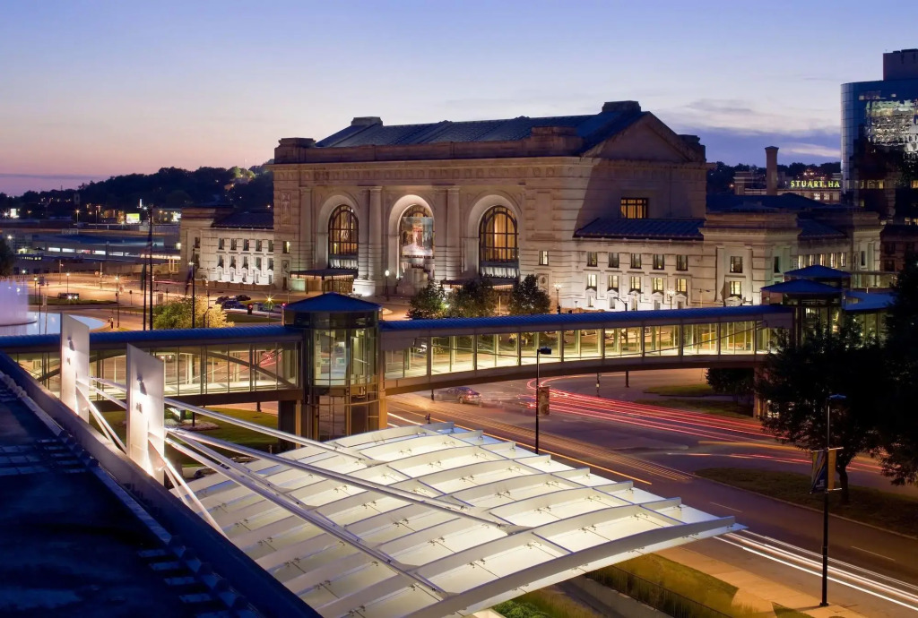 The Westin Kansas City at Crown Center