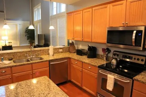 1380 Laurel Grove Home