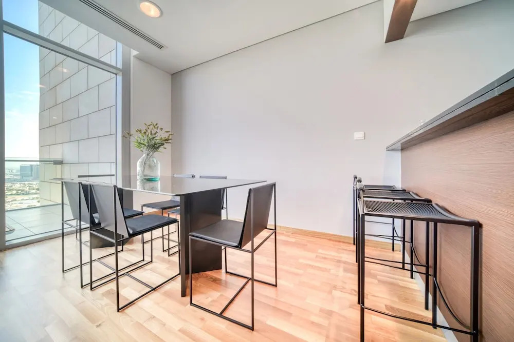 Prime Difc Duplex With Iconic Skyline Views