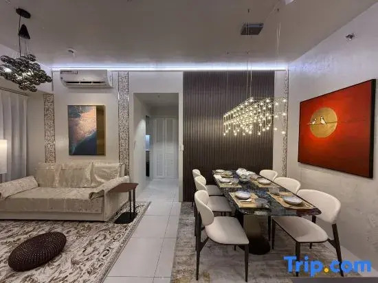 Luxury 2 Bedrooms Okada View and Bayview Near Airports, Okada, Solaire, MOA