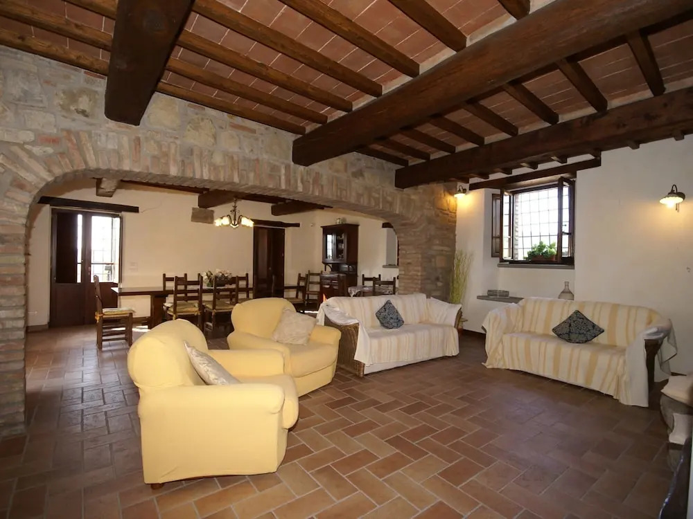 Villa in Umbertide with Private Pool