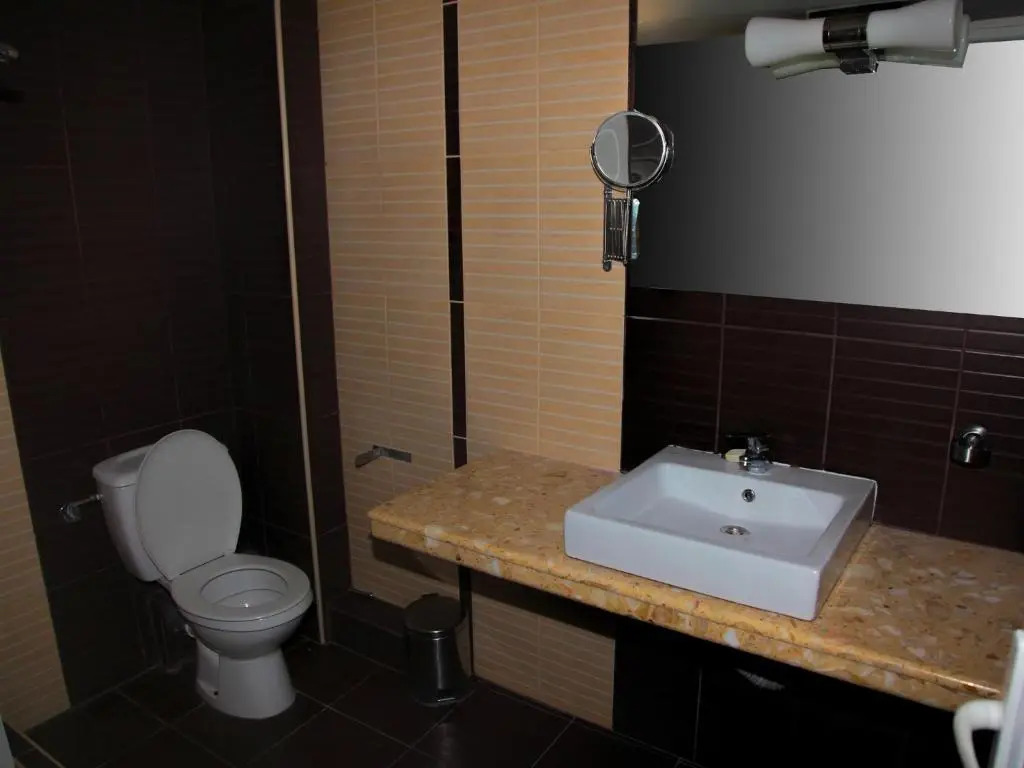 Hotel12