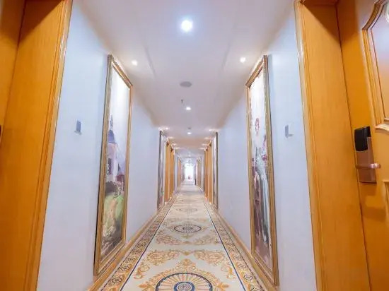 Vienna 3 Best Hotel (Xiangyang Minfa Plaza)