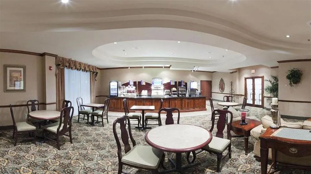 Holiday Inn Express Hotel & Suites Woodward Hwy 270 by IHG