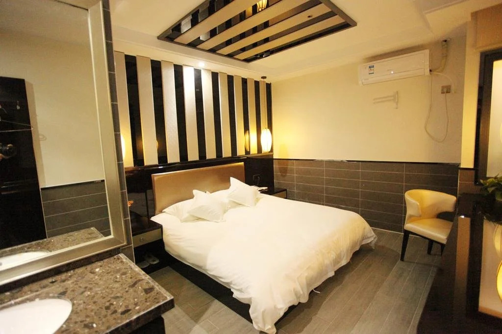 Qingmu Hotel Changzhou Shidaijin Street